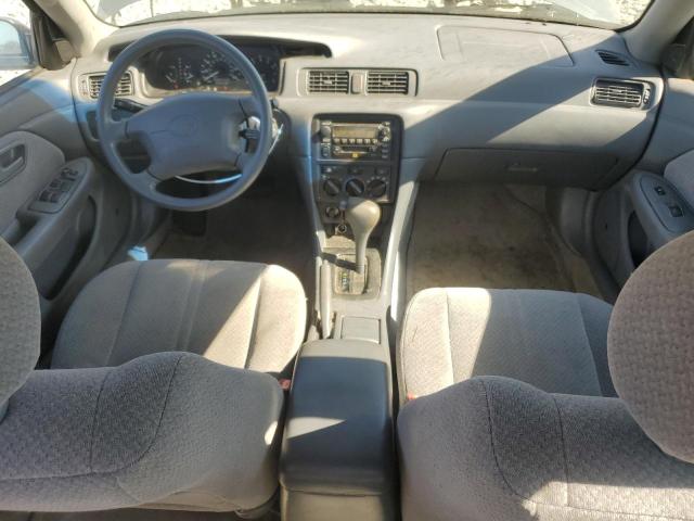 Photo 8 from auction – 2001 TOYOTA CAMRY LE with VIN 4T1BF22K71U966398
