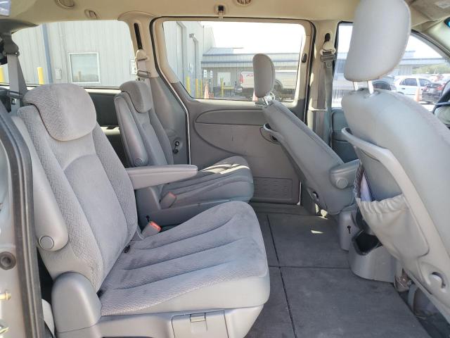 Photo 11 from auction – 2005 CHRYSLER TOWN & COU with VIN 2C4GP44R35R586457
