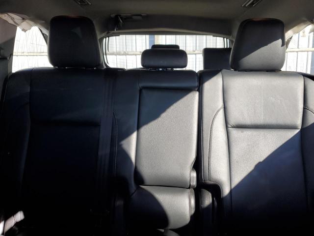 Photo 10 from auction – 2018 TOYOTA HIGHLANDER with VIN 5TDJZRFH5JS897245