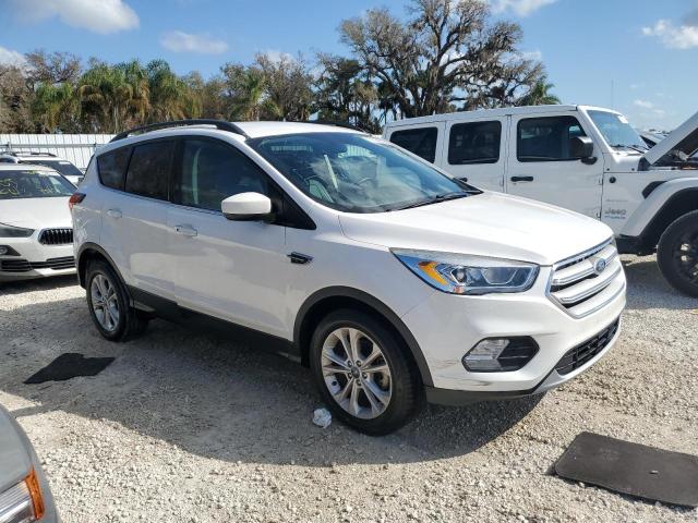 Photo 4 from auction – 2019 FORD ESCAPE SEL with VIN 1FMCU0HD9KUC30975