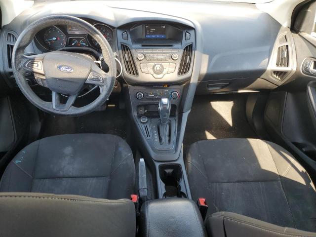 Foto 8 de la subasta – 2015 FORD FOCUS SE con VIN 1FADP3K28FL317163
