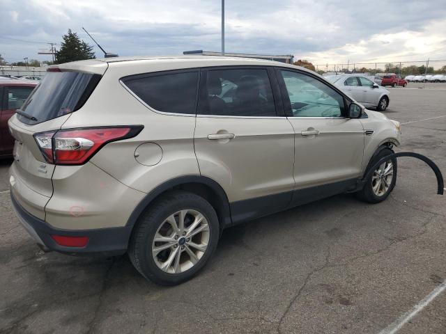 Photo 3 from auction – 2017 FORD ESCAPE SE with VIN 1FMCU0G90HUB76889