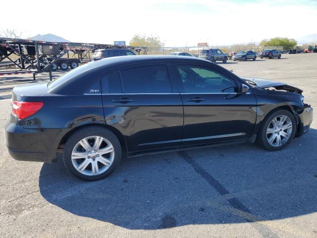 Photo 3 from auction – 2013 CHRYSLER 200 LX with VIN 1C3CCBAB9DN698539