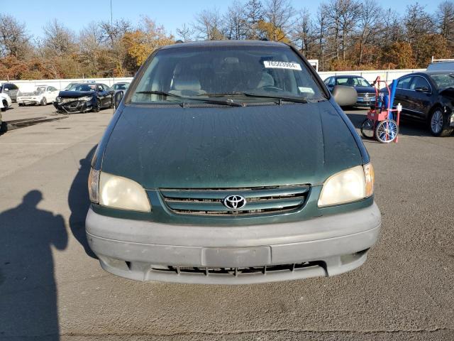Photo 5 from auction – 2002 TOYOTA SIENNA LE with VIN 4T3ZF13C52U459119