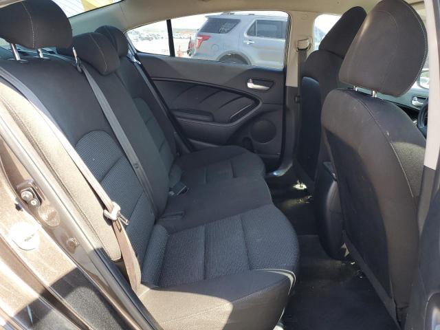 Photo 10 from auction – 2017 KIA FORTE LX with VIN 3KPFK4A75HE125831