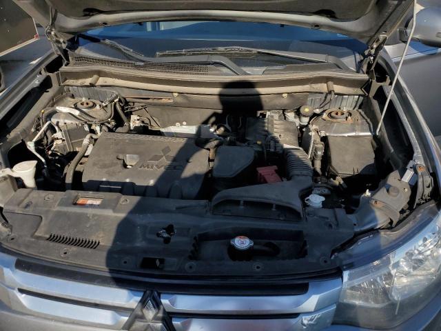 Photo 12 from auction – 2015 MITSUBISHI OUTLANDER with VIN JA4AZ3A32FZ007146