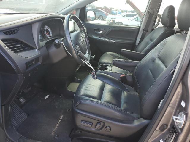 Photo 7 from auction – 2017 TOYOTA SIENNA SE with VIN 5TDXZ3DC3HS818390