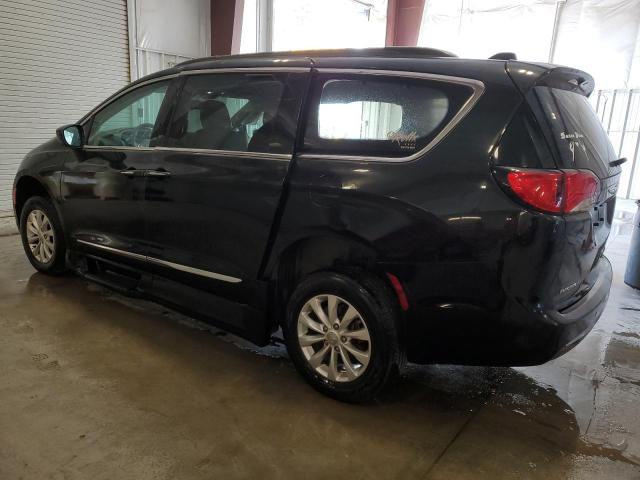 Photo 2 from auction – 2017 CHRYSLER PACIFICA T with VIN 2C4RC1BG9HR784792