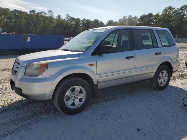 HONDA PILOT LX 2007 with VIN 5FNYF28137B032656 - Photo from auction