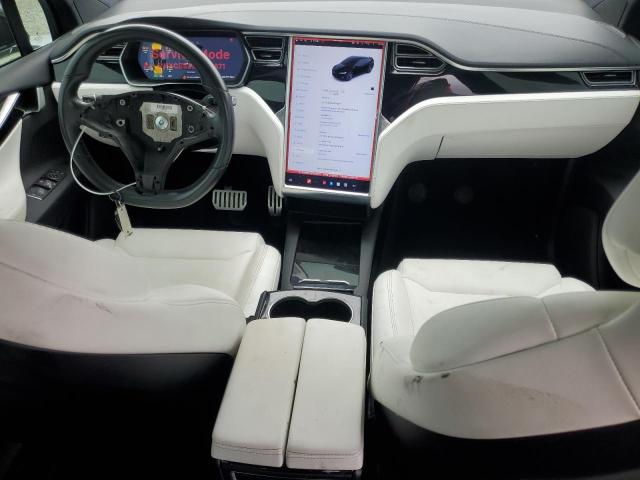 Photo 8 from auction – 2018 TESLA MODEL X with VIN 5YJXCBE21JF092671