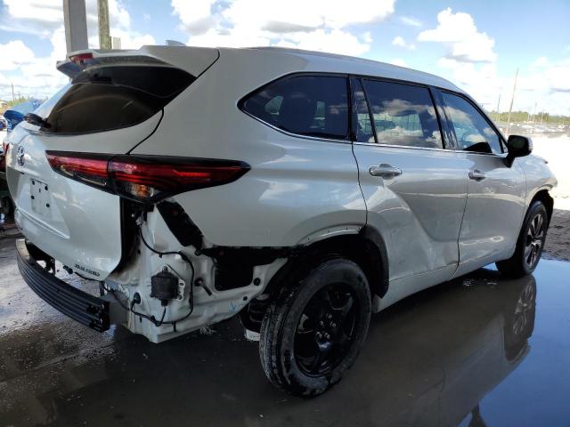 Photo 3 from auction – 2022 TOYOTA HIGHLANDER with VIN 5TDHZRBH7NS246273