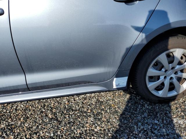 Photo 12 from auction – 2022 TOYOTA COROLLA LE with VIN JTDEPMAE5NJ200408
