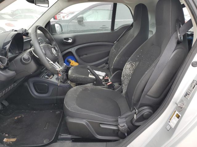 Photo 7 from auction – 2016 SMART FORTWO with VIN WMEFJ5DA5GK046706