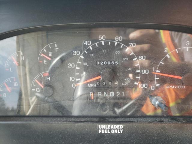 Photo 8 from auction – 2003 WINNEBAGO SIGHTSEER with VIN 1FCMF53S230A06963