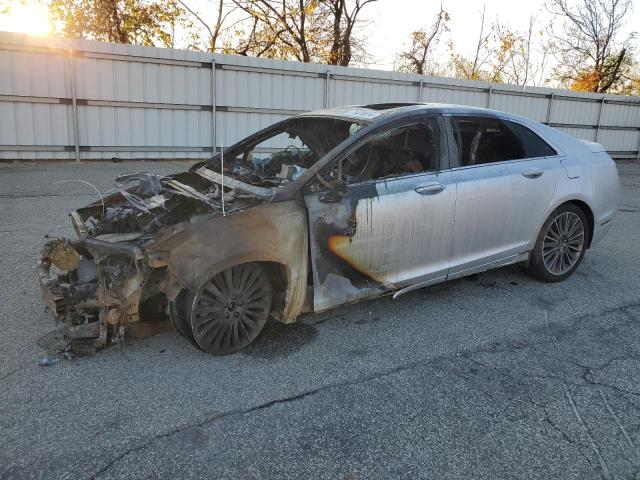 LINCOLN MKZ 2016 with VIN 3LN6L2J95GR610427 - Photo from auction