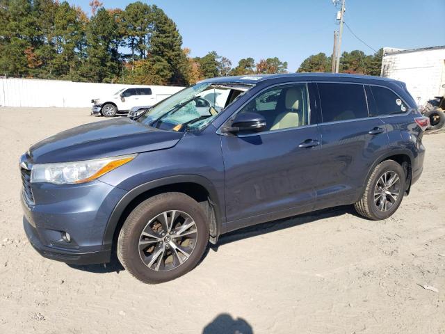 TOYOTA HIGHLANDER 2016 with VIN 5TDJKRFH5GS281803 - Photo from auction