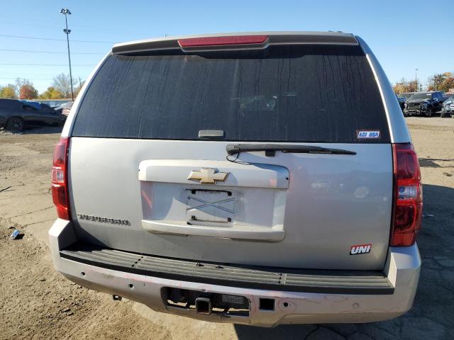 Photo 6 from auction – 2007 CHEVROLET SUBURBAN K with VIN 3GNFK16397G116600