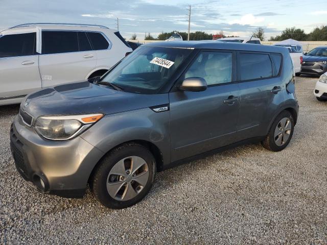 KIA SOUL 2015 مع رقم تعريف المركبة KNDJN2A22F7221097 - صورة من المزاد