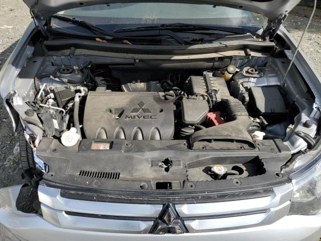 Photo 12 from auction – 2015 MITSUBISHI OUTLANDER with VIN JA4AD2A31FZ014209