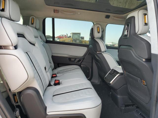 Photo 11 from auction – 2023 RIVIAN R1S ADVENT with VIN 7PDSGABA0PN022442