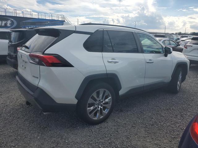 Photo 3 from auction – 2019 TOYOTA RAV4 LIMIT with VIN 2T3Y1RFV9KW027736
