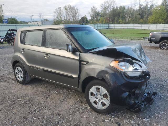 Photo 4 from auction – 2013 KIA SOUL with VIN KNDJT2A52D7522658