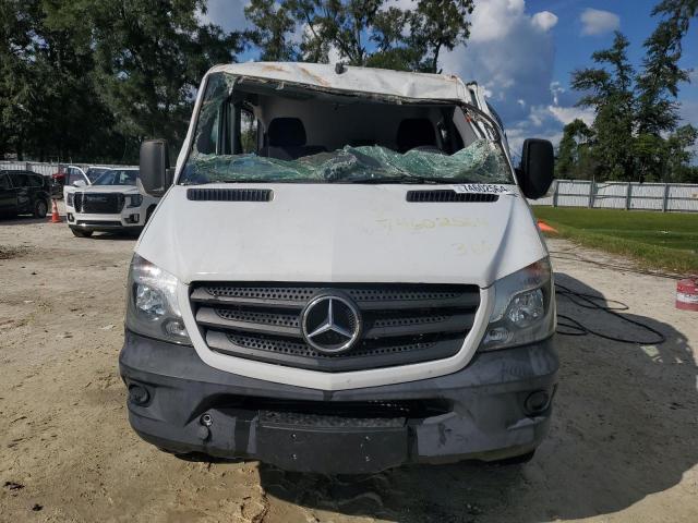 Photo 5 from auction – 2017 MERCEDES-BENZ SPRINTER 2 with VIN WD4PE7CD4HP383635