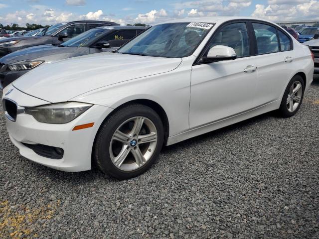 BMW 320 I XDRI 2013 with VIN WBA3C3C52DF981817 - Photo from auction