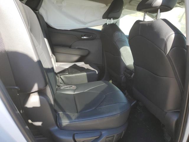 Photo 11 from auction – 2023 TOYOTA HIGHLANDER with VIN 5TDKDRBH3PS523587