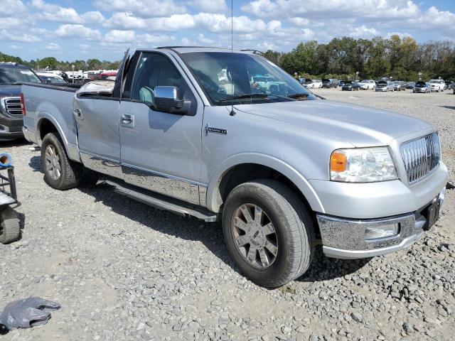 Zdjęcie 4 z aukcji – 2006 LINCOLN MARK LT z VIN 5LTPW18576FJ06967