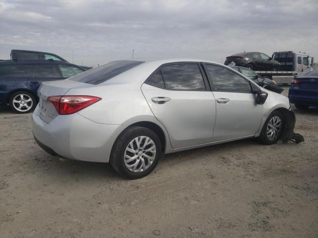 Photo 3 from auction – 2018 TOYOTA COROLLA L with VIN 2T1BURHE5JC973772