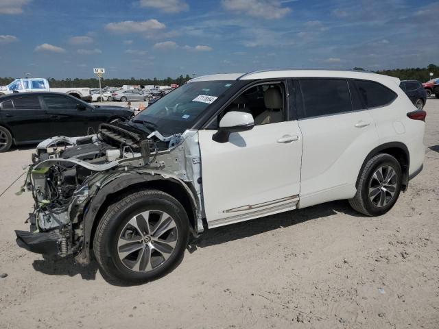 TOYOTA HIGHLANDER 2021 with VIN 5TDGZRAH7MS520910 - Photo from auction