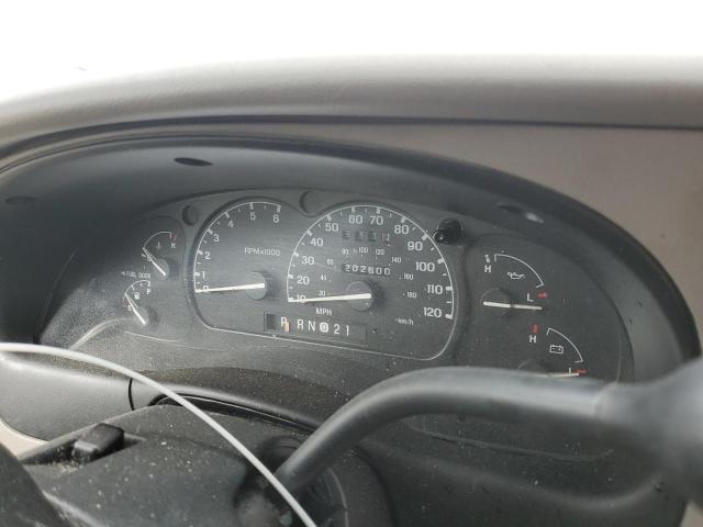 Photo 9 from auction – 2000 MERCURY MOUNTAINEE with VIN 4M2ZU66P5YUJ09197