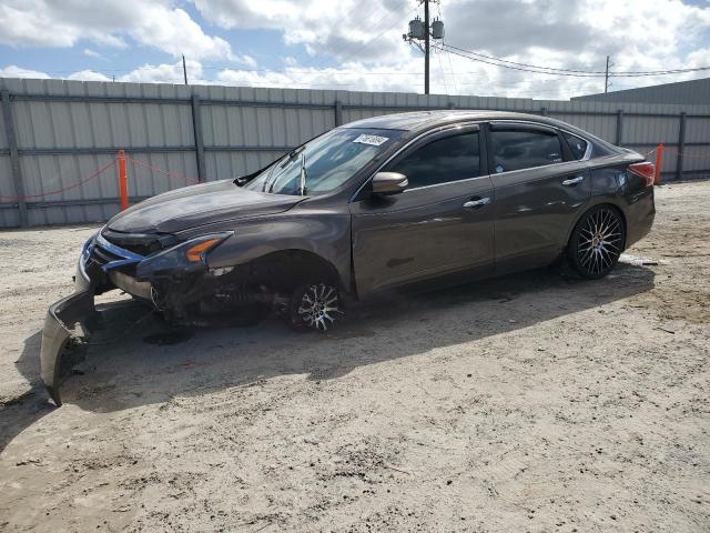 NISSAN ALTIMA 2.5 2013 with VIN 1N4AL3AP5DN446331 - Photo from auction