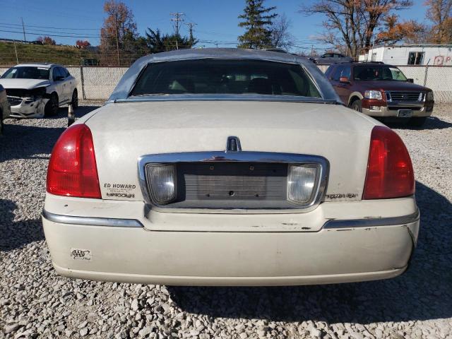 Photo 6 from auction – 2003 LINCOLN TOWN CAR E with VIN 1LNHM81W53Y704656