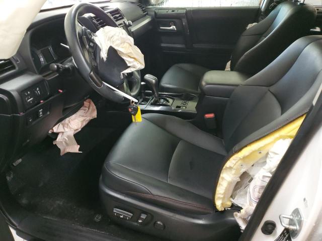Photo 7 from auction – 2019 TOYOTA 4RUNNER SR with VIN JTEBU5JR2K5725611