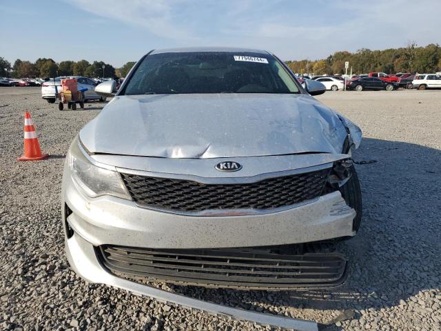 Photo 5 from auction – 2017 KIA OPTIMA LX with VIN 5XXGT4L32HG141102