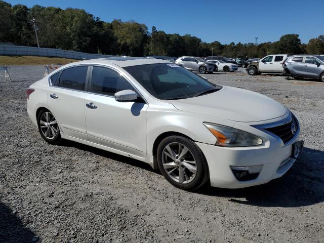 Photo 4 from auction – 2015 NISSAN ALTIMA 2.5 with VIN 1N4AL3AP0FC101657