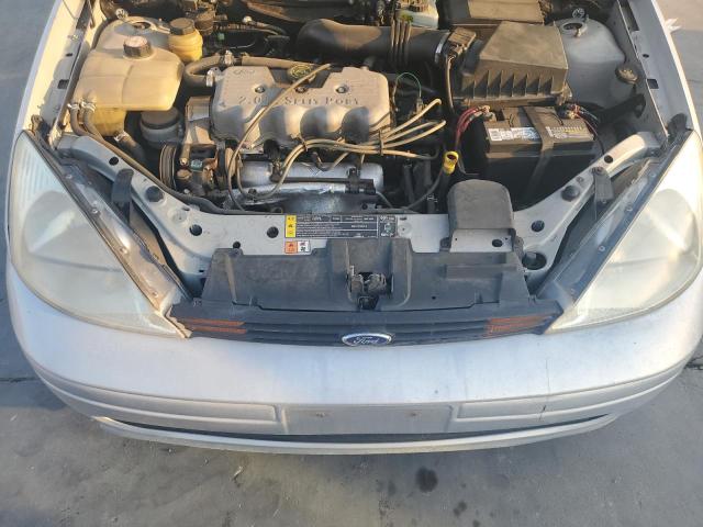 Photo 11 from auction – 2000 FORD FOCUS LX with VIN 1FAFP33P6YW376765
