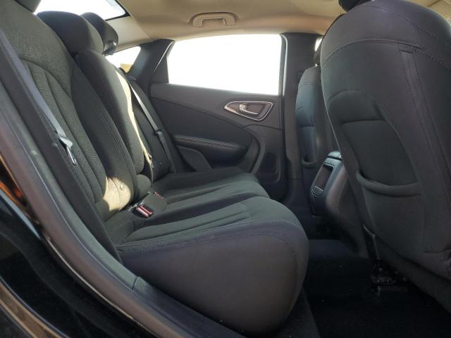 Photo 10 from auction – 2015 CHRYSLER 200 LIMITE with VIN 1C3CCCABXFN714529