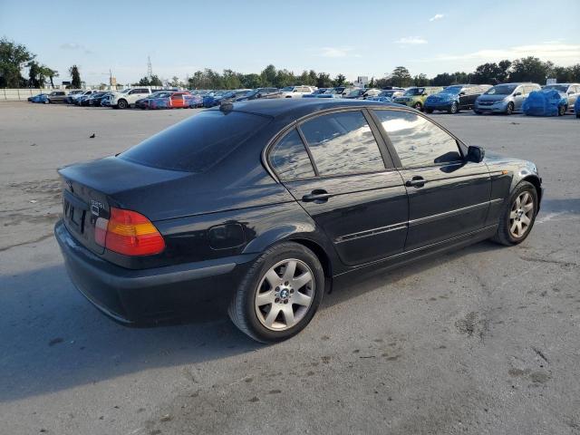 Photo 3 from auction – 2004 BMW 325 I with VIN WBAET37424NJ45442