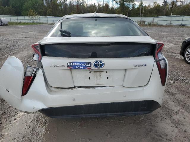 Photo 6 from auction – 2017 TOYOTA PRIUS with VIN JTDKARFU5H3052819