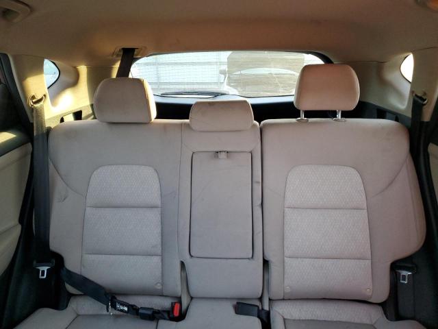 Photo 10 from auction – 2018 HYUNDAI TUCSON SE with VIN KM8J2CA44JU634967