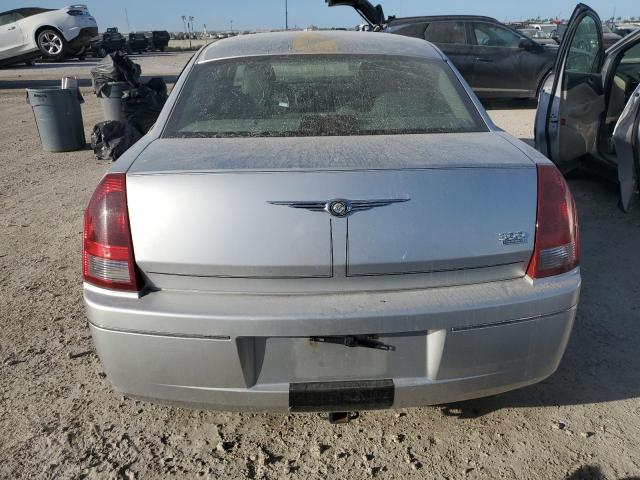 Photo 6 from auction – 2005 CHRYSLER 300 TOURIN with VIN 2C3JA53GX5H507938