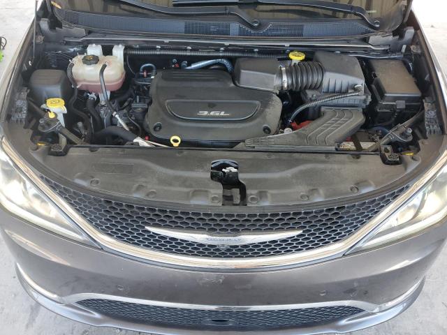 Photo 12 from auction – 2017 CHRYSLER PACIFICA L with VIN 2C4RC1GG1HR659102