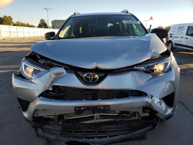 Photo 5 from auction – 2017 TOYOTA RAV4 LE with VIN 2T3BFREV2HW678594