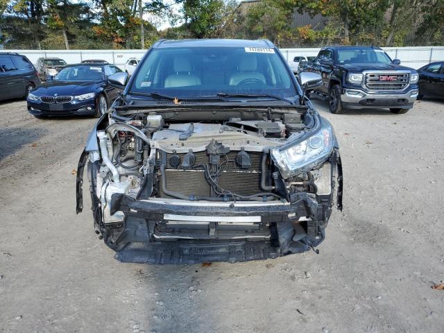 Photo 5 from auction – 2017 TOYOTA HIGHLANDER with VIN 5TDJGRFHXHS027894