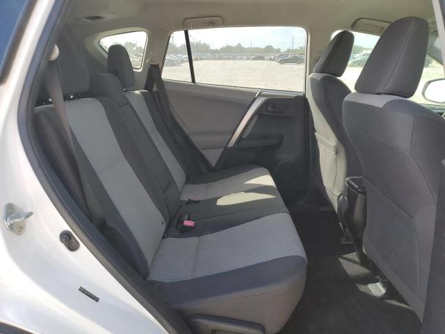 Photo 10 from auction – 2013 TOYOTA RAV4 LE with VIN JTMZFREV7D5000567