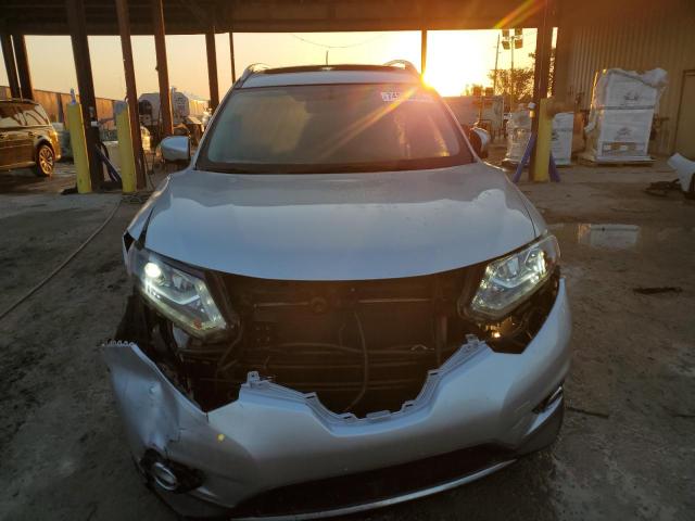 Photo 5 from auction – 2015 NISSAN ROGUE S with VIN 5N1AT2MV5FC895503