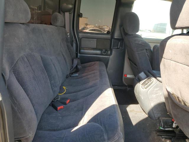 Photo 10 from auction – 2002 CHEVROLET SILVERADO with VIN 1GCHC29UX2E182629